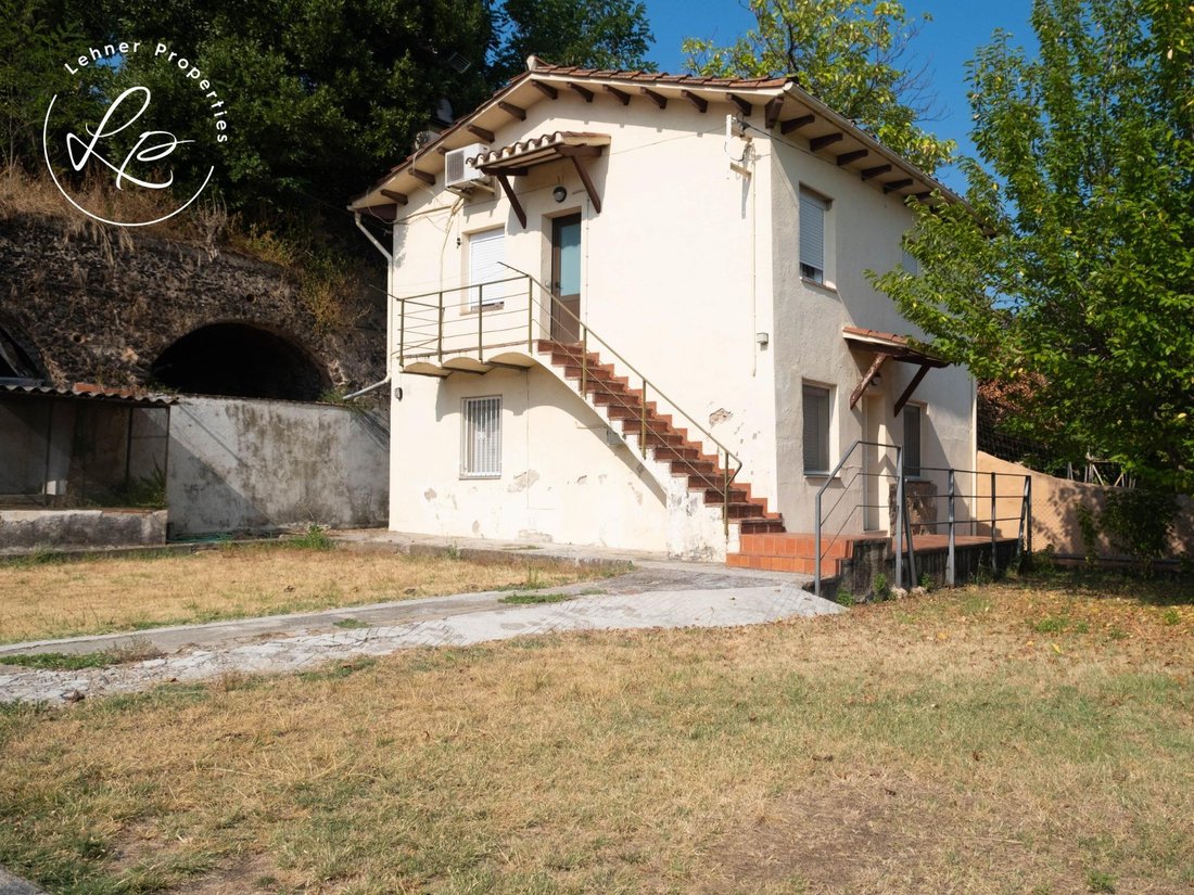 Haus in Olot, Katalonien, Spanien 3 - 18767047