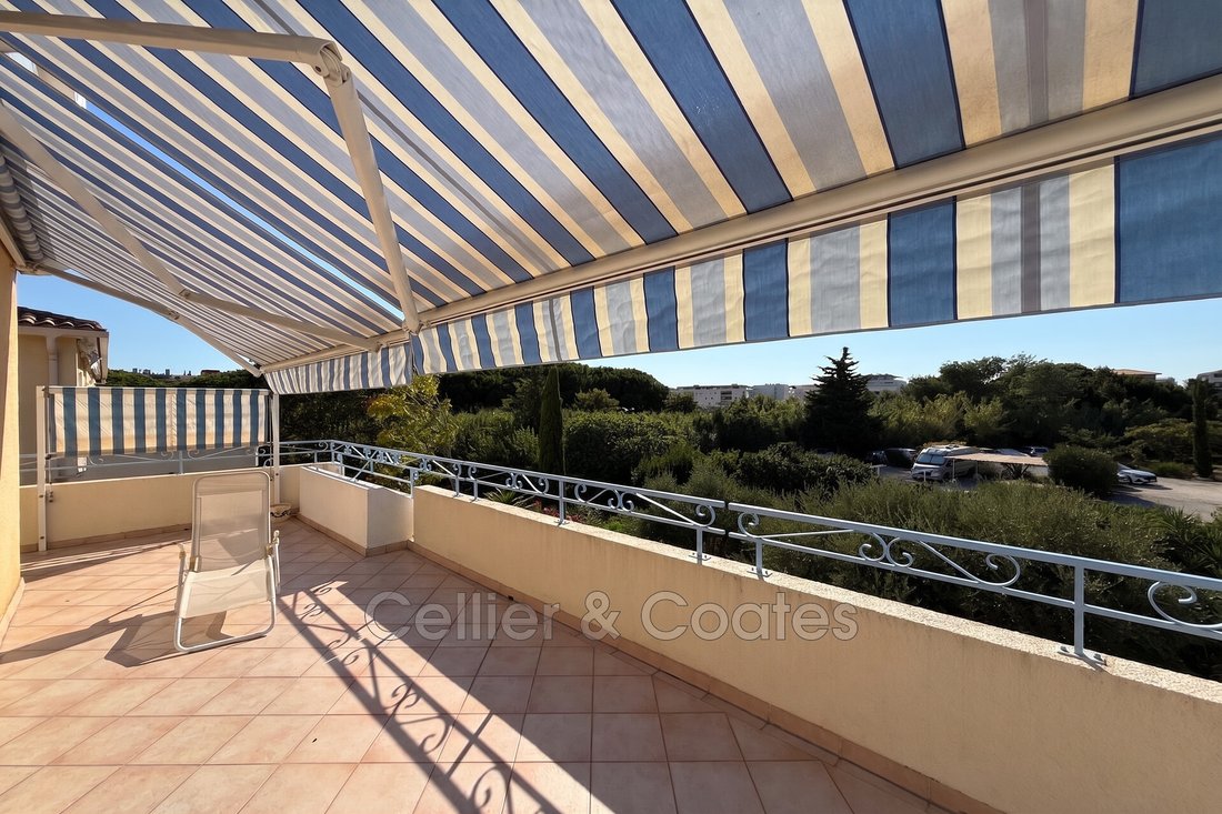 Apartment in Le Lavandou, Provence-Alpes-Côte d'Azur, France 2 - 18733207