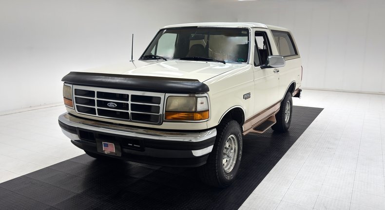 Suv in Morgantown, United States 1 - 18767059