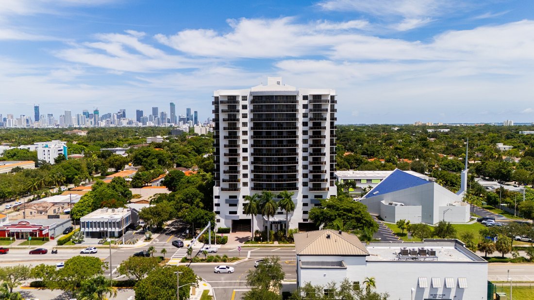 Condo in Miami, Florida, United States 3 - 18767019