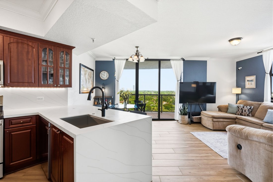 Condo in Miami, Florida, United States 1 - 18767019