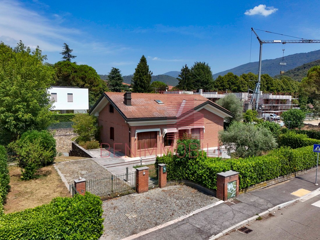 Villa in Centro Storico, Brescia, Lombardei 2 - 18767034