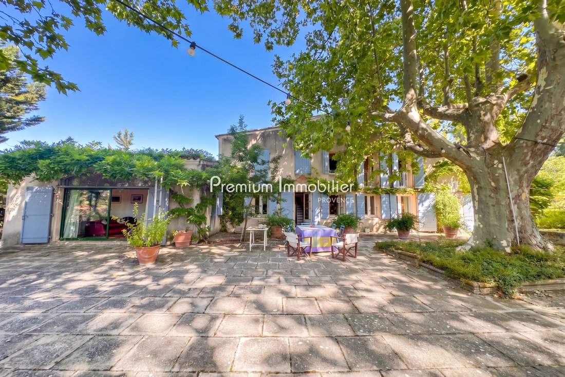 Villa in Mazenod-Bellevue-Saint Donat-Banon, Aix-en-Provence, France 2 - 18767167