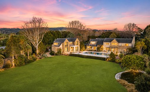 House in Whitford, Auckland, New Zealand 1