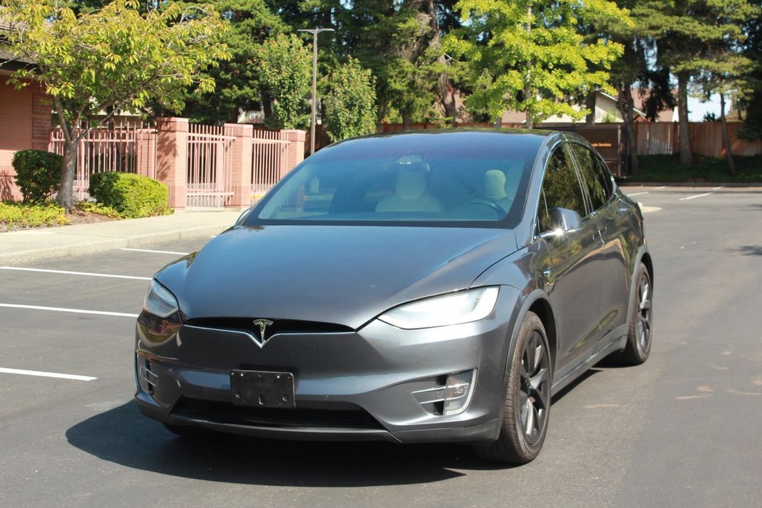 Suv in Lynnwood, WA, United States 1 - 18767697