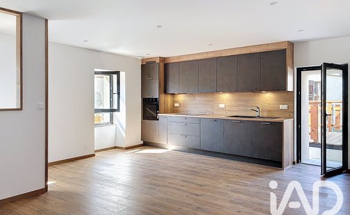House in Neuvecelle, Auvergne-Rhône-Alpes, France 1