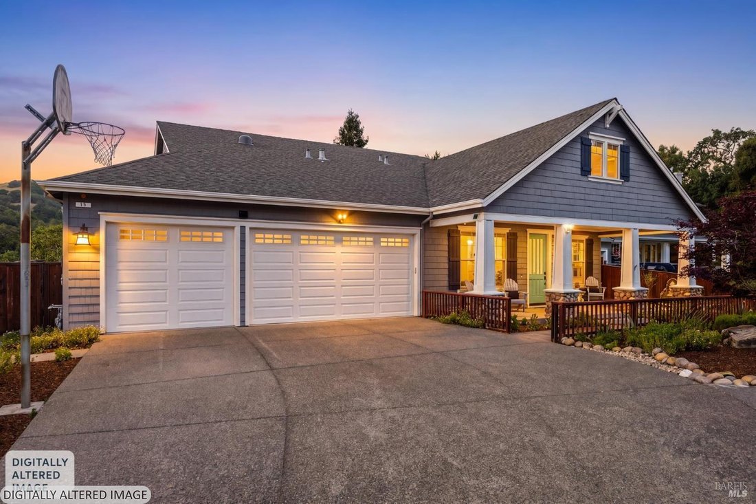 House in Petaluma, California, United States 1 - 18767537