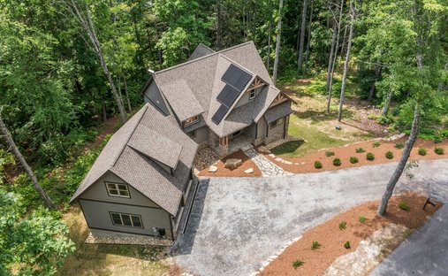 House in Zirconia, North Carolina, United States 1
