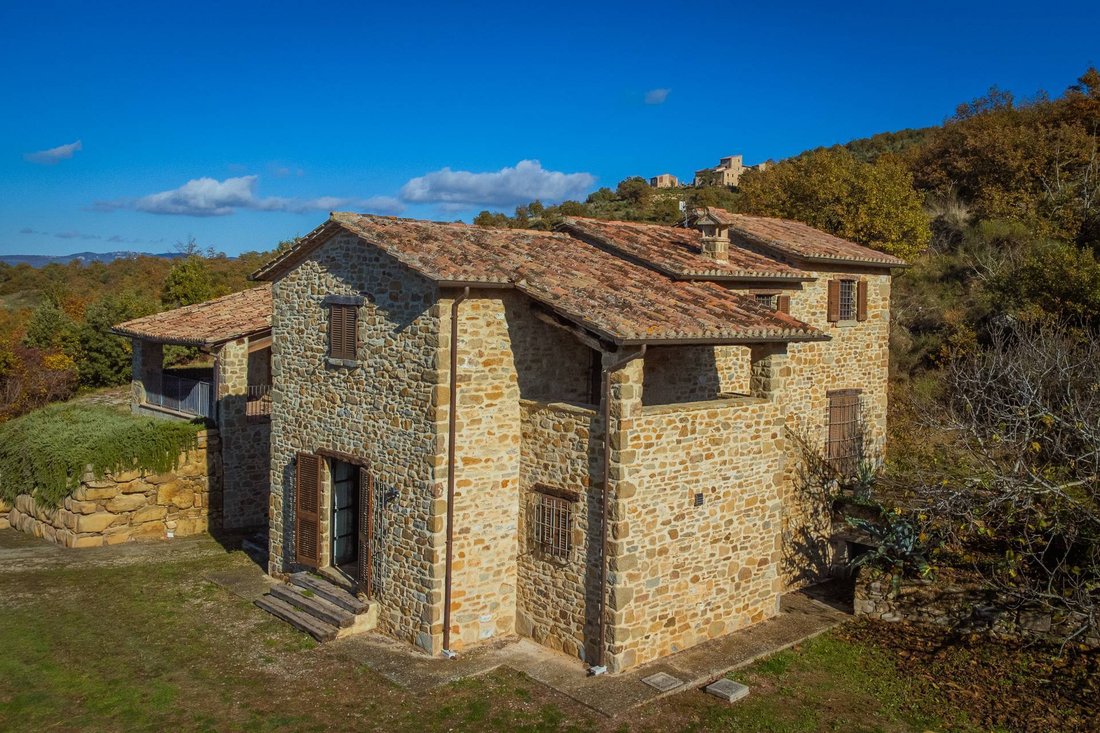 Estate in Magione, Umbria, Italy 3 - 16916260