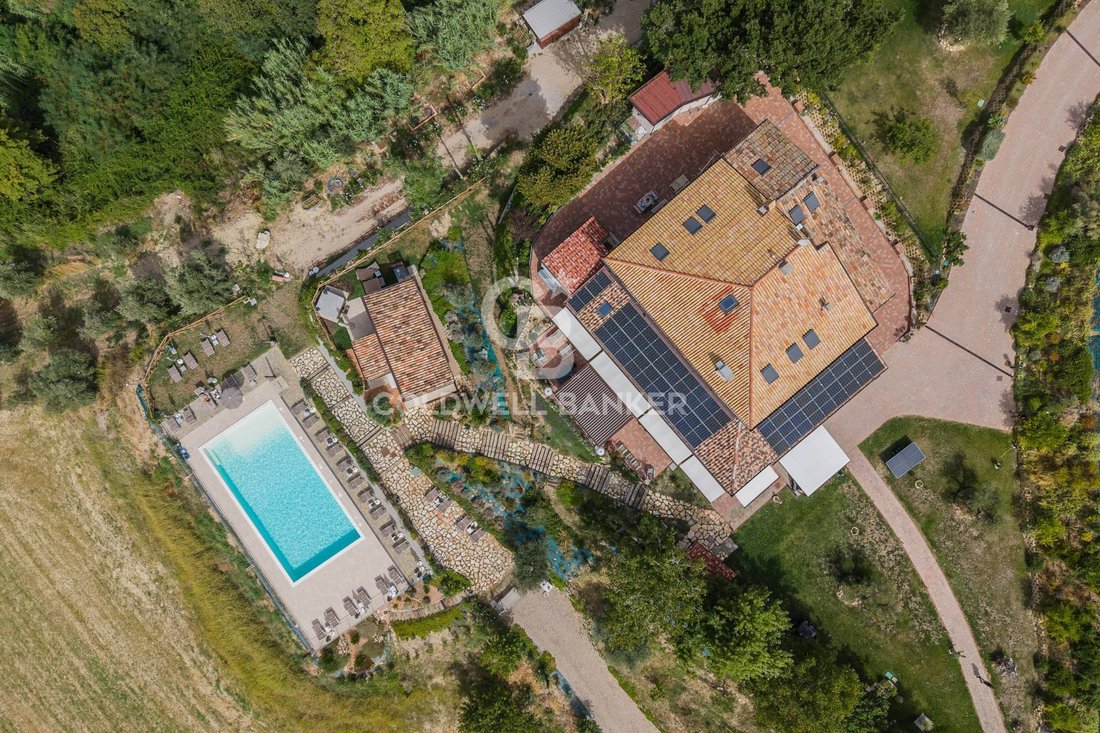 Villa en Montefiore Conca, Emilia-Romaña, Italia 2 - 18773440