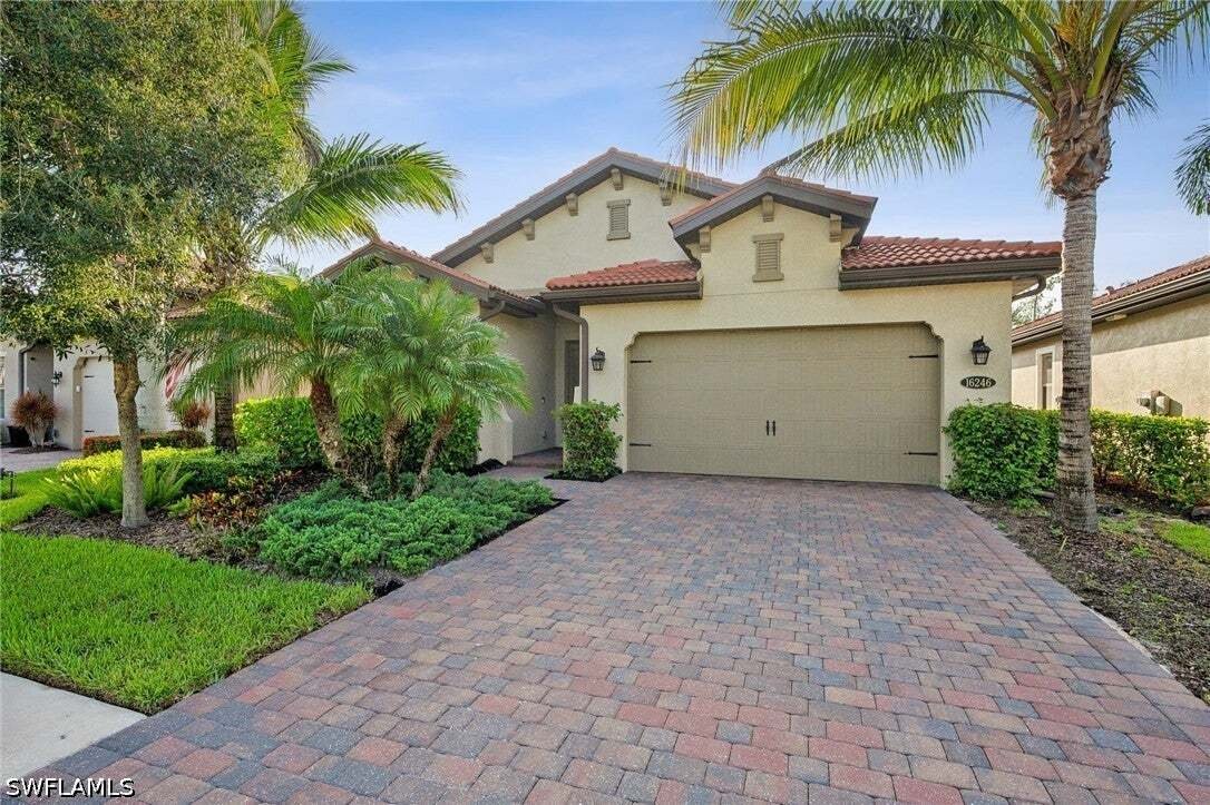 Maison à Bonita Springs, Floride, États-Unis 1 - 18768435