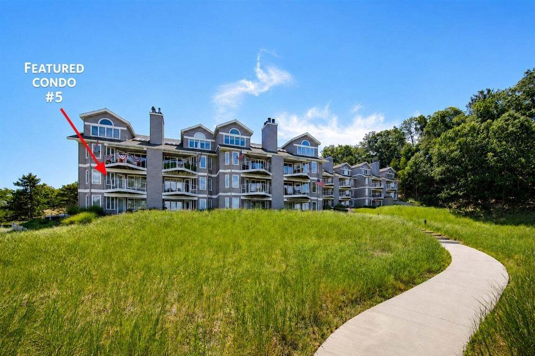 Condo in Grand Haven, Michigan, United States 3 - 18379038