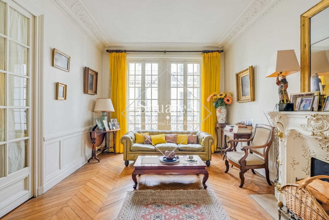 Apartment in Elysées-Madeleine, Paris 8e Arrondissement, Paris 3 - 18769756