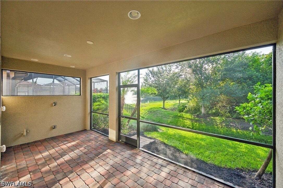 Maison à Bonita Springs, Floride, États-Unis 2 - 18768435