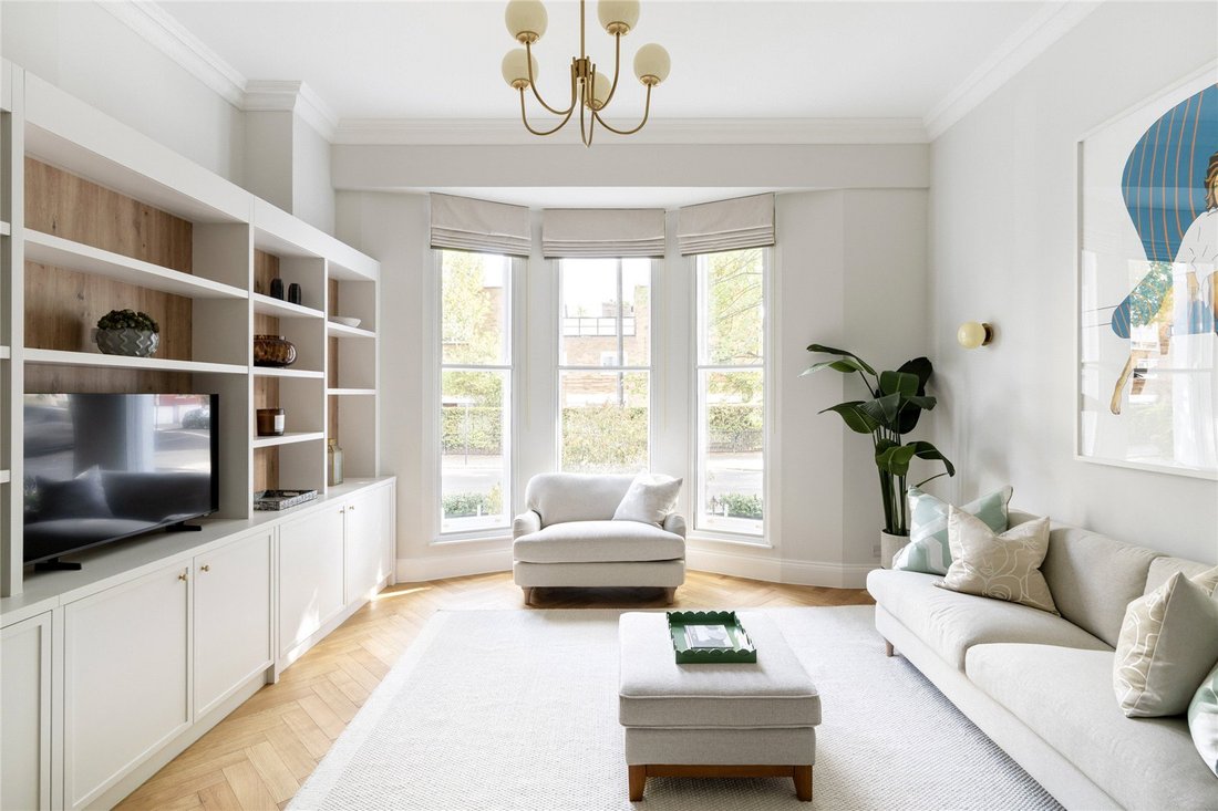 Apartment in Holland Park, Kensington And Chelsea, England 1 - 18768176