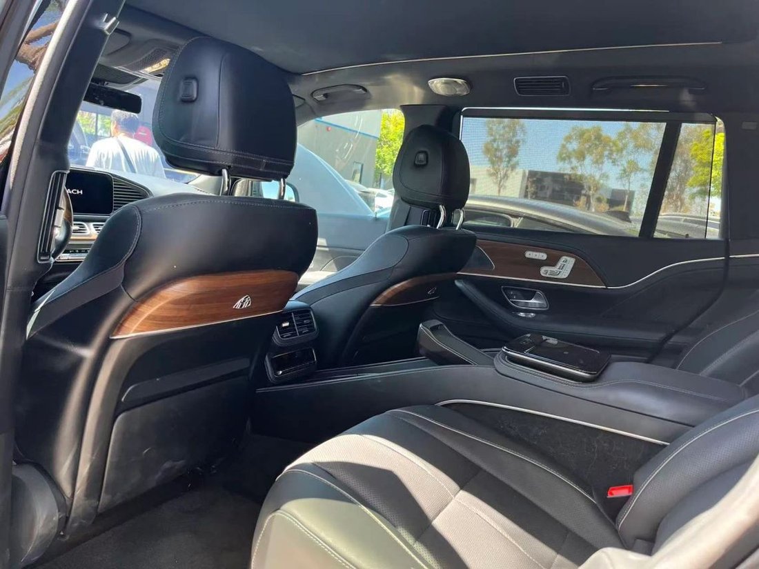 Suv in Costa Mesa, CA, United States 5 - 18773220