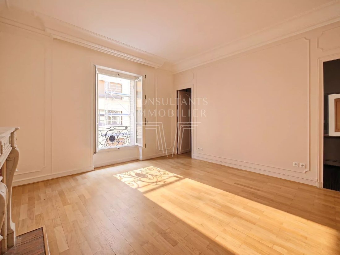 Apartment in Hoche-Friedland, Paris 8e Arrondissement, Paris 4 - 18769703