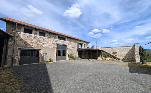 Haus in Beaujeu, Auvergne-Rhone-Alpen, Frankreich 1