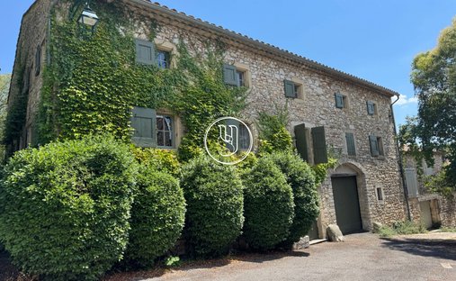 Villa en Sommières, Occitania, Francia 1