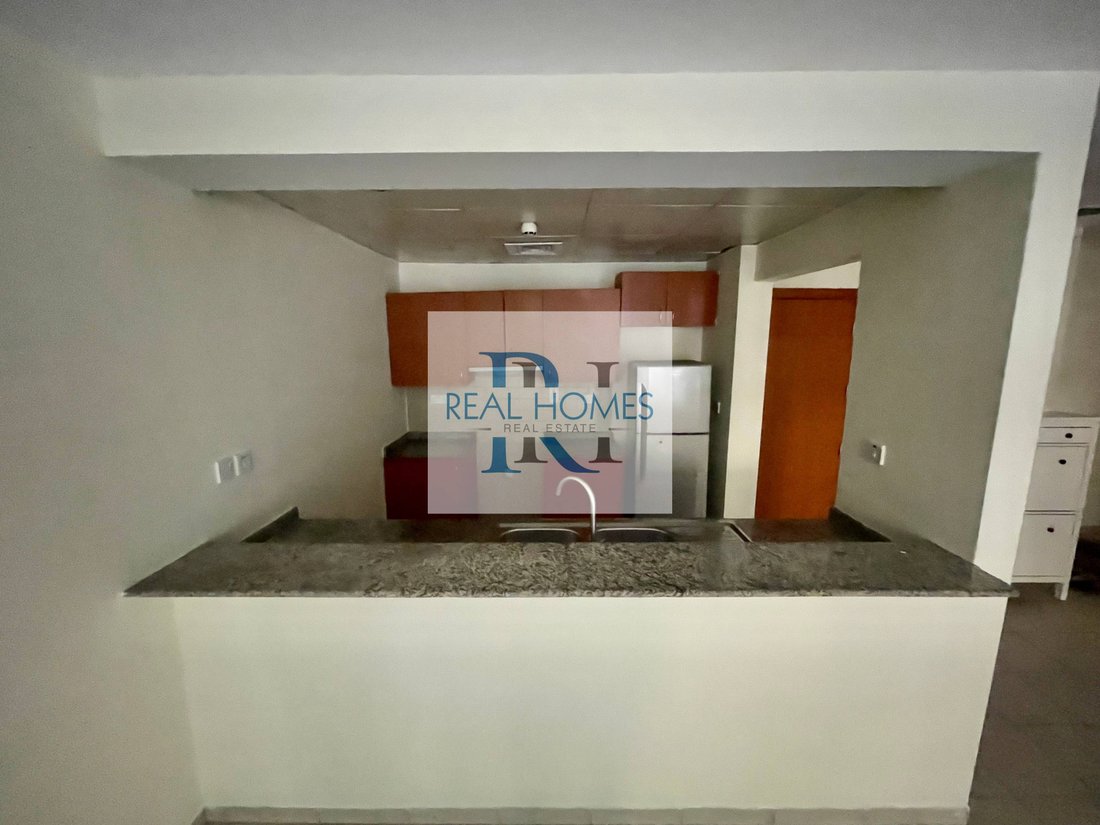 Appartamento a Al Thanyah Terza, Al Thanyah, Emirato di Dubai 2 - 18768572