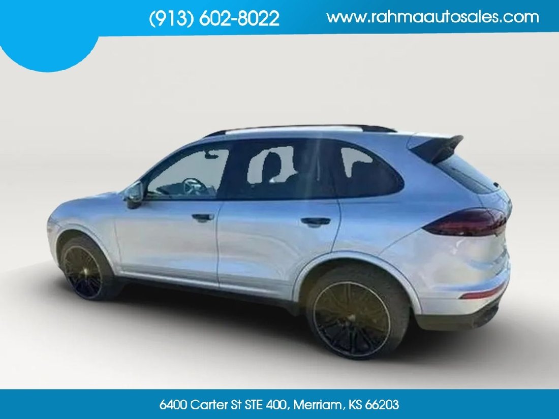 Suv in Merriam, KS, United States 3 - 16693351