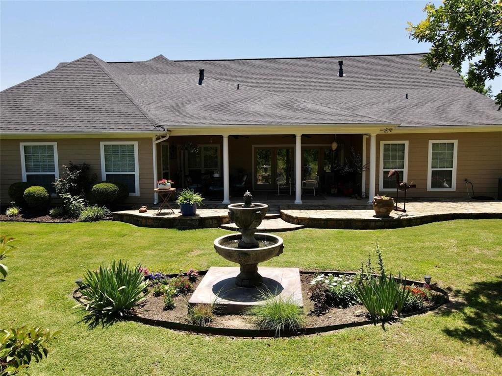 House in Bowie, Texas, United States 3 - 18769132