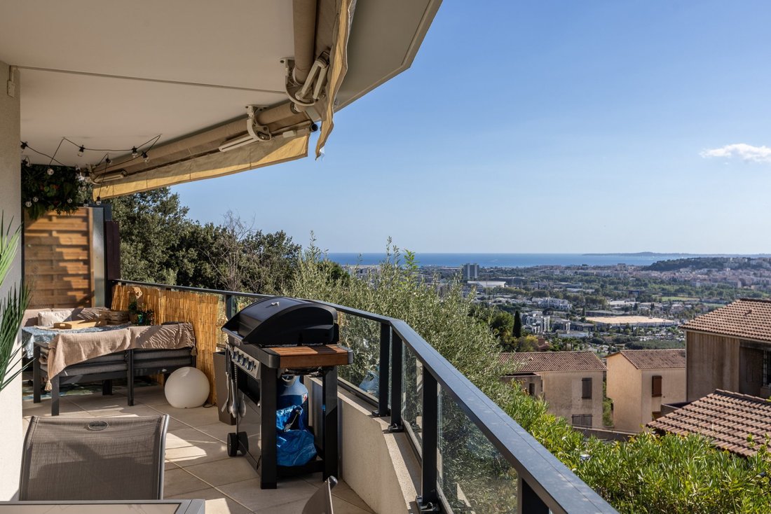 Appartement à Nice, Provence-Alpes-Côte d'Azur, France 3 - 18773613