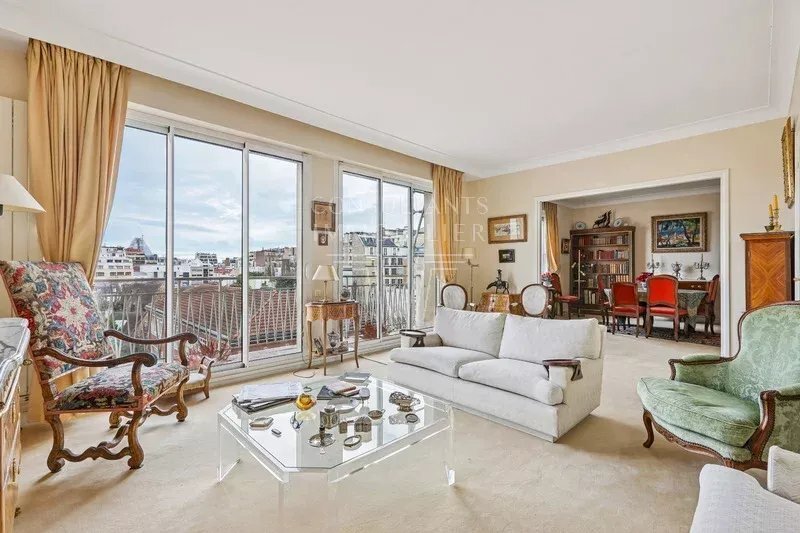 Apartment in Auteuil Sud, Paris 16e Arrondissement, Paris 2 - 18769675