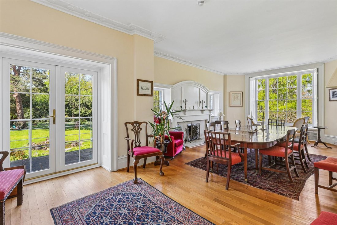 Casa a Headley, Inghilterra 5 - 18768748