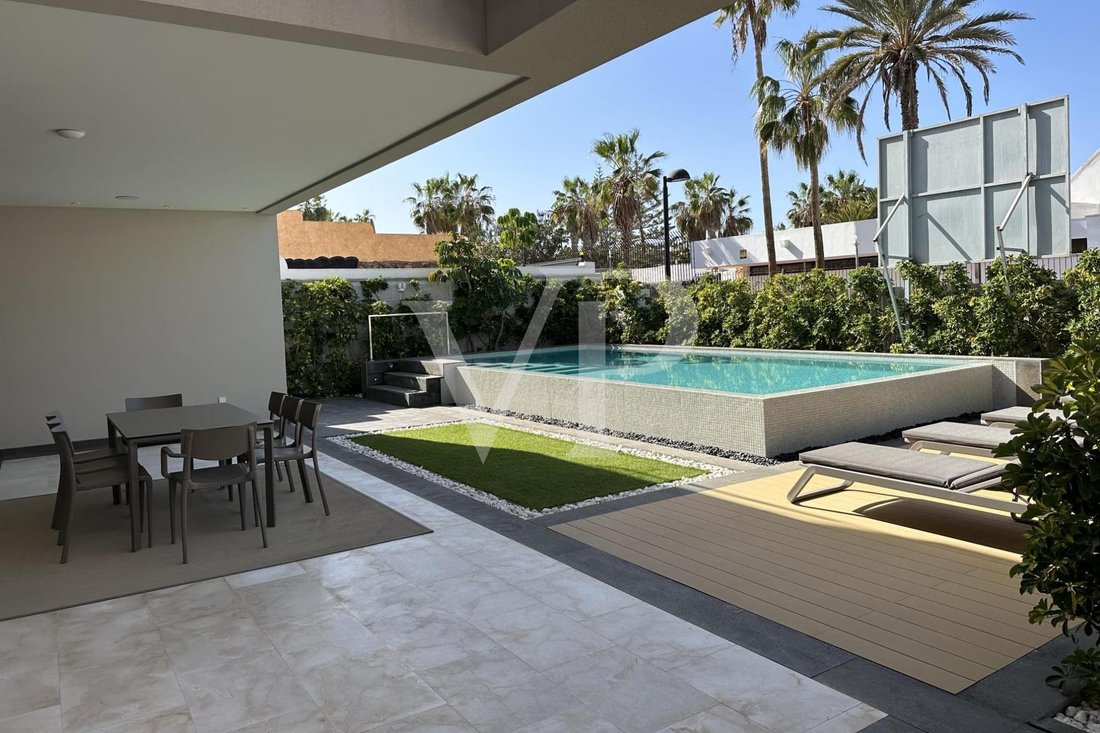 Villa à Playa de las Americas, Îles Canaries, Espagne 3 - 18768054