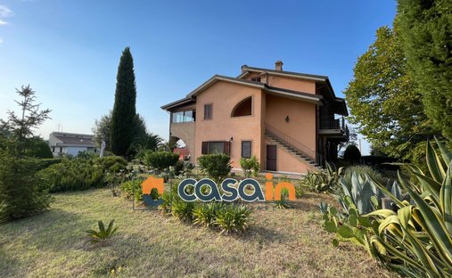 Villa en Castignano, Marcas, Italia 1