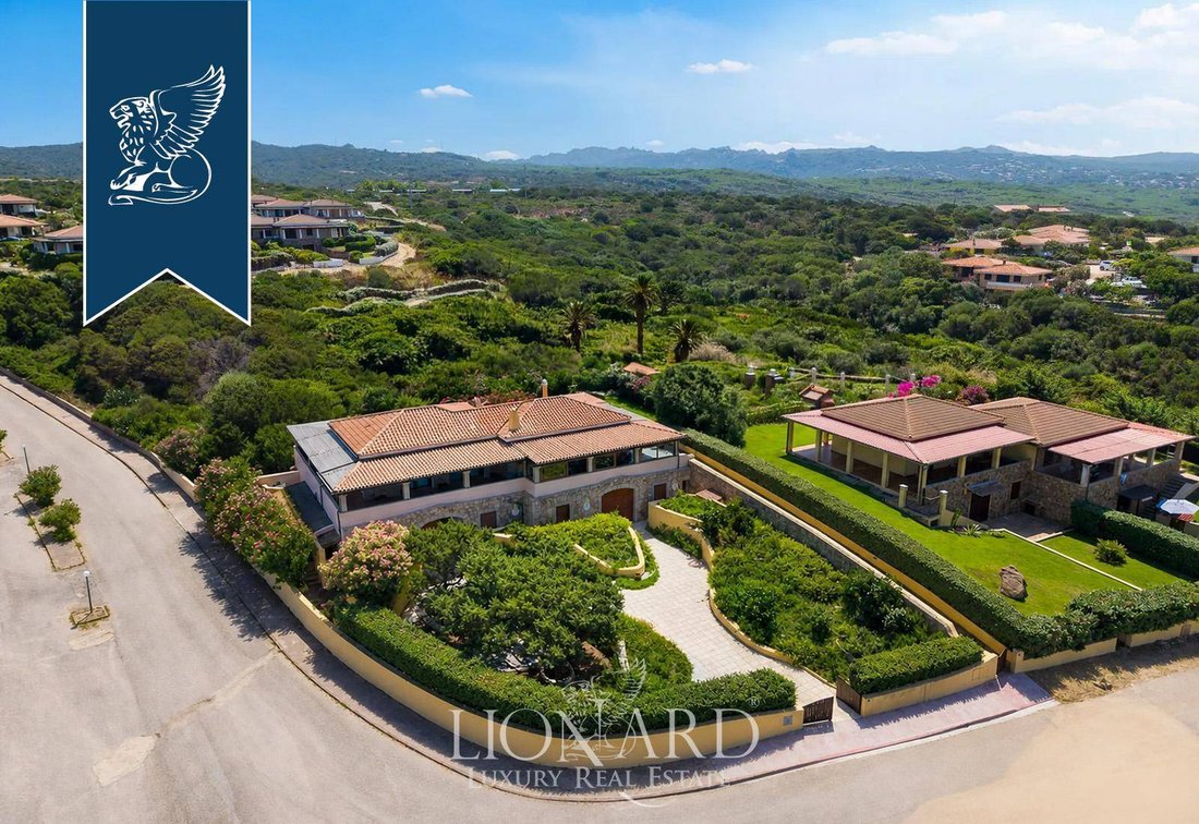 Villa en Lungòni/Santa Teresa Gallura, Cerdeña, Italia 3 - 18772747