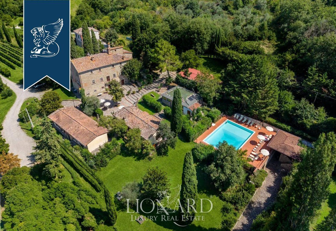 Villa en Tuoro sul Trasimeno, Umbría, Italia 1 - 18772717