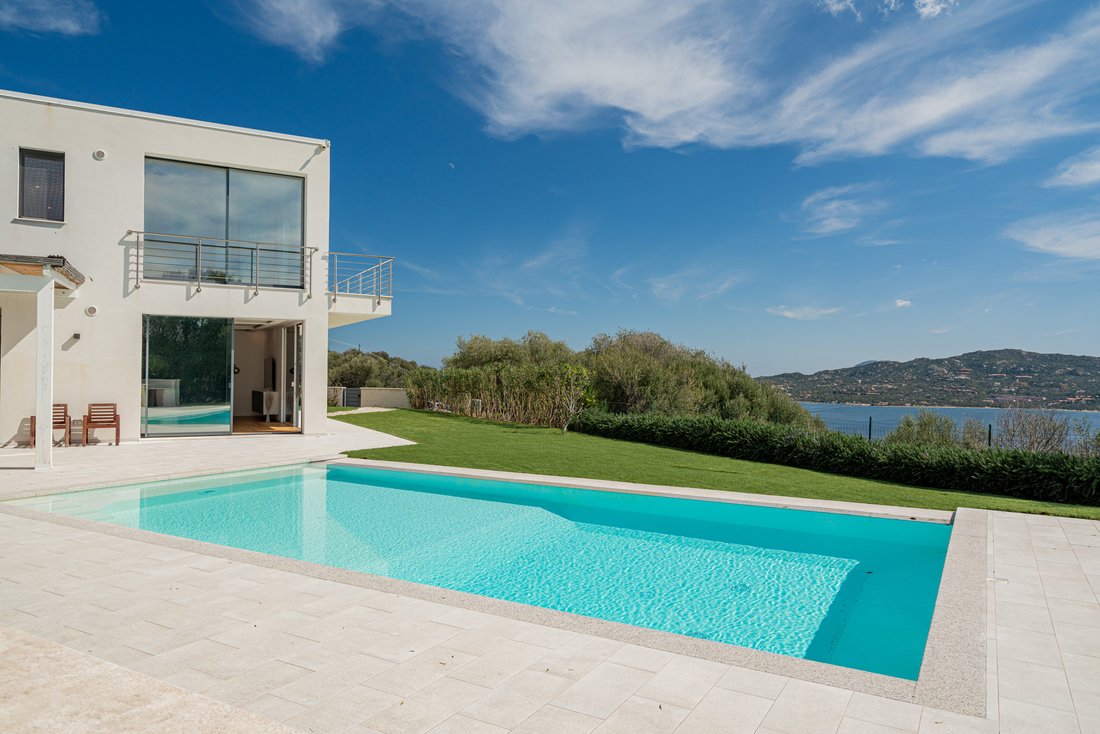 Villa in Porto Rotondo, Olbia, Sardinia 2 - 14444698
