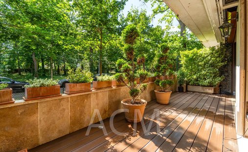 Apartment in Napoleon, Maisons-Laffitte, France 1