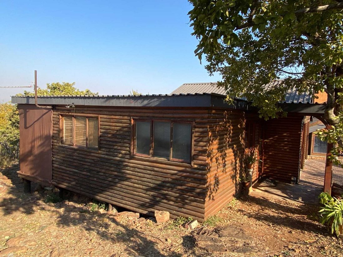 Residenza a Municipalità locale di Rustenburg, Provincia del Nordovest, Sudafrica 2 - 18770331