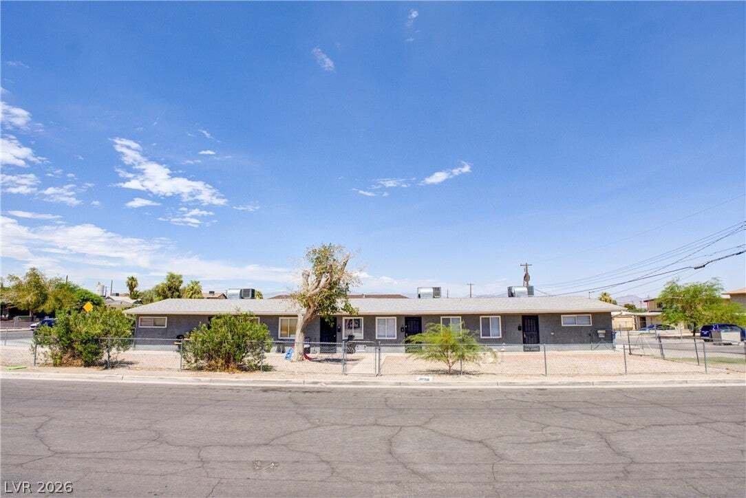 Las Vegas, Nevada, United States 1 - 18768284