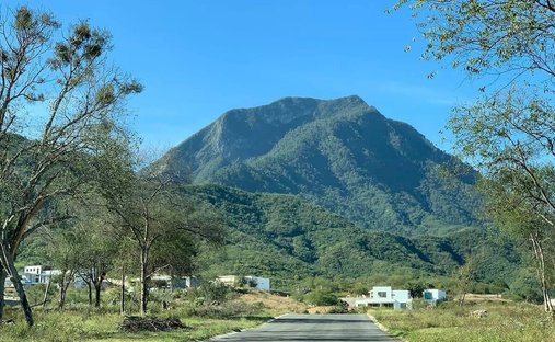 Land in Raíces, Nuevo León, Mexiko 1