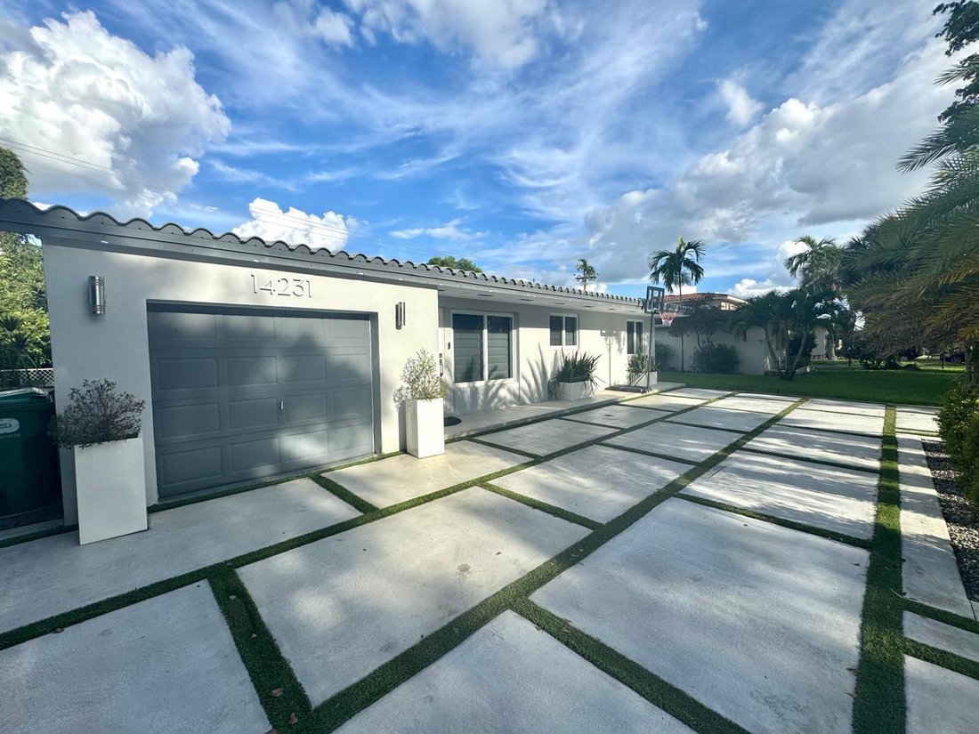 Maison à Miami Lakes, Floride, États-Unis 1 - 18771166