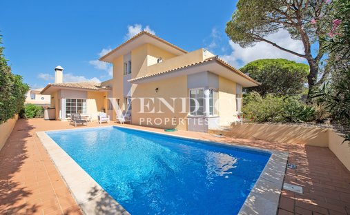 Villa in Vale do Lobo, Almancil, Portugal 1
