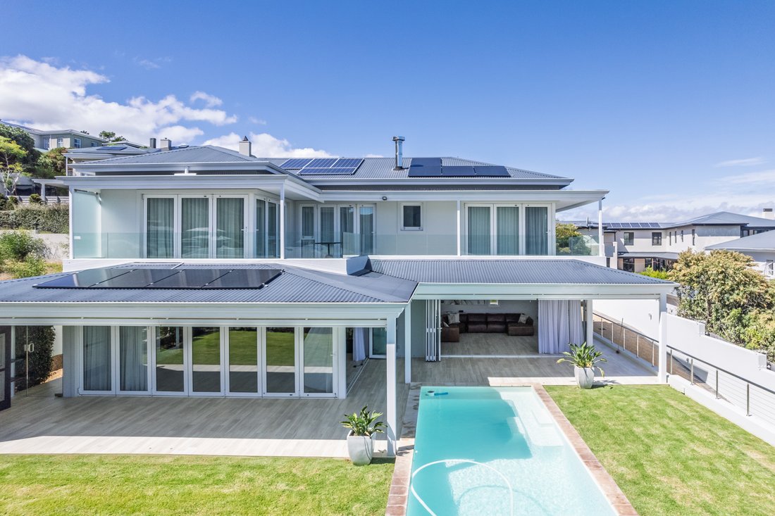 House in Belvedere, Cape Town, South Africa 1 - 18770319