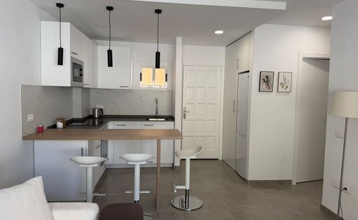 Apartamento en Los Cristianos, Canarias, España 1
