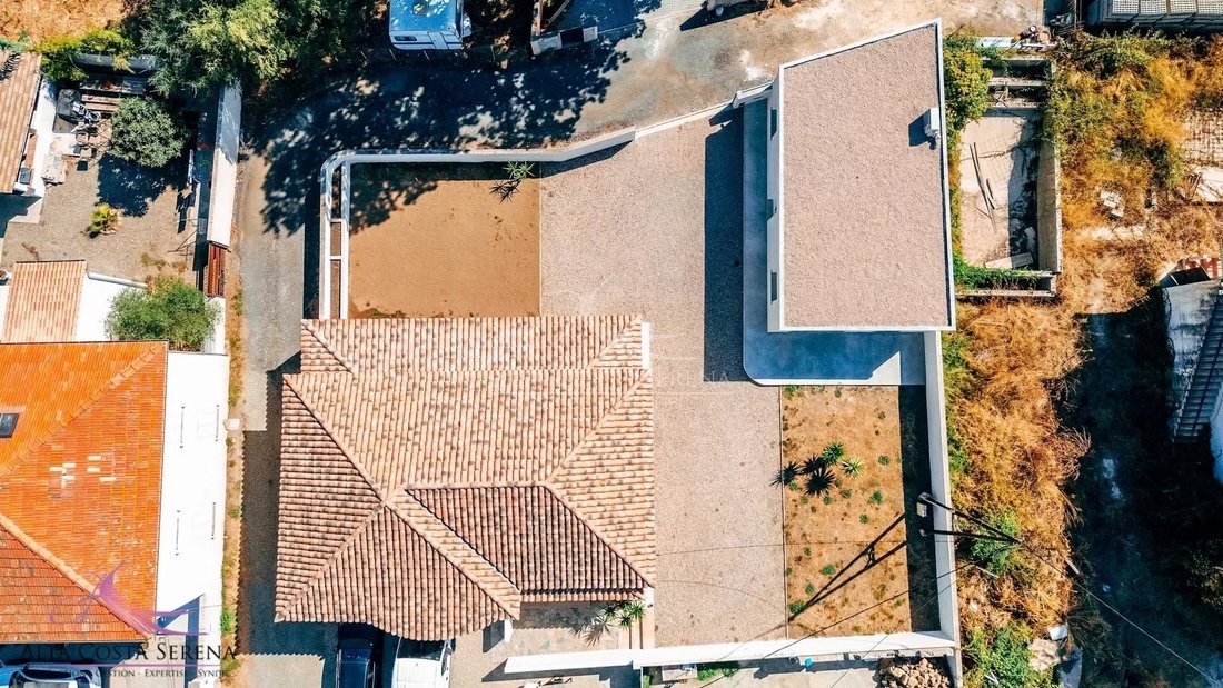 House in Prunelli-di-Fiumorbo, Corsica, France 3 - 18626558