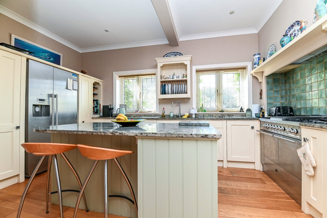 Haus in Brockenhurst, England 4 - 18768607