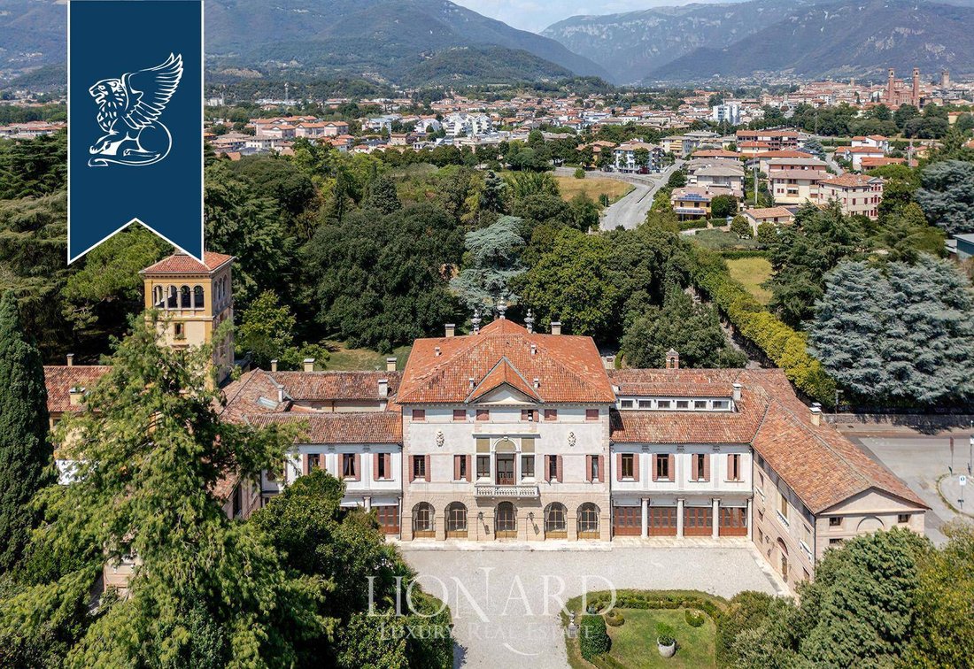 Villa à Bassano del Grappa, Vénétie, Italie 2 - 18772695