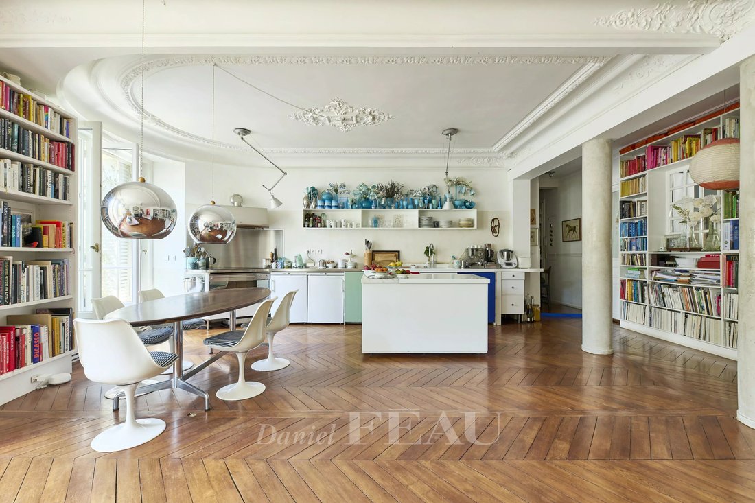 Apartment in Lorette-Martyrs, Paris 9e Arrondissement, Paris 4 - 18769596