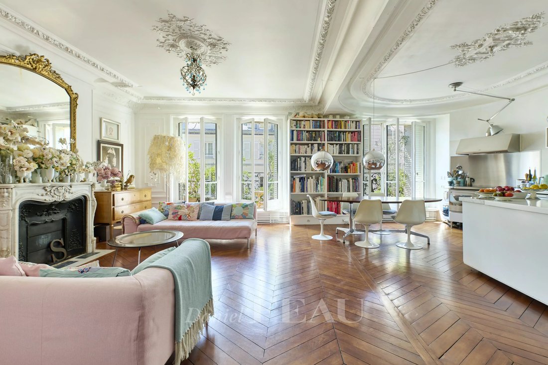 Apartment in Lorette-Martyrs, Paris 9e Arrondissement, Paris 1 - 18769596