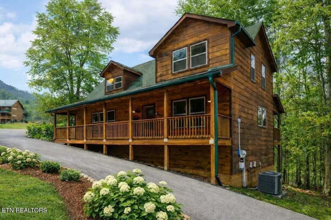 House in Sevierville, Tennessee, United States 1 - 18771285