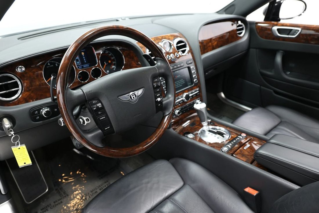 Sedan in Jacksonville, FL, United States 2 - 18773336