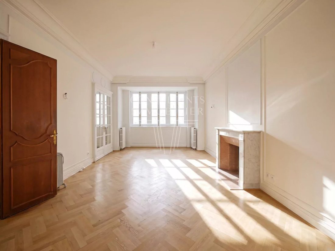 Apartment in Hoche-Friedland, Paris 8e Arrondissement, Paris 3 - 18769703